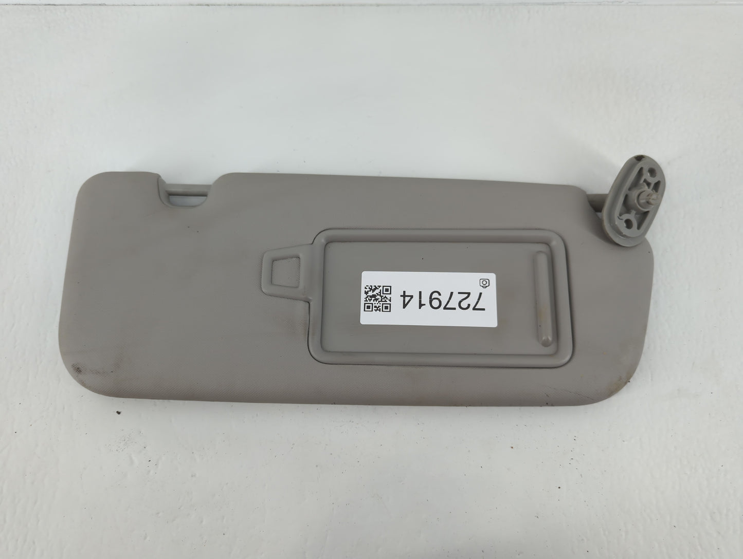 2017-2018 Kia Forte Sun Visor Shade Replacement Passenger Right Mirror Fits Fits 2017 2018 OEM Used Auto Parts - Oemusedauto