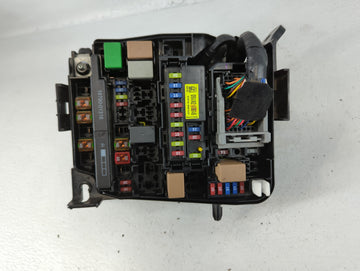 2017-2018 Kia Forte Fusebox Fuse Box Panel Relay Module P/N:P077S400 91218 B0400 Fits Fits 2017 2018 OEM Used Auto Parts