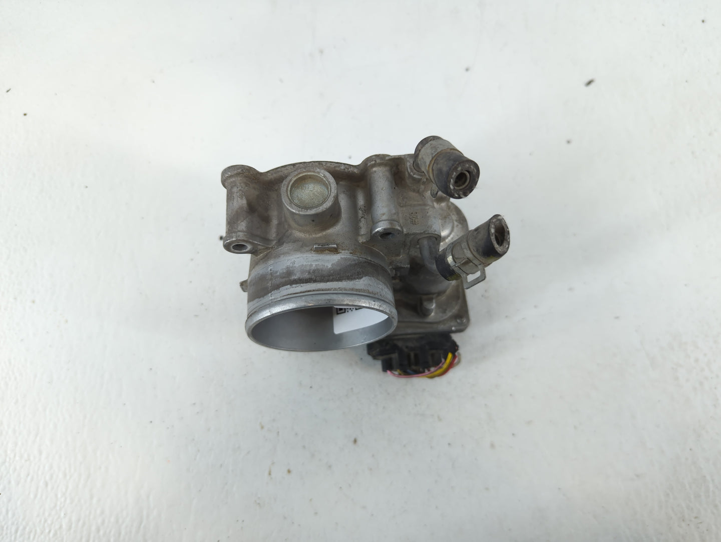 2014-2018 Kia Forte Throttle Body P/N:35100-2E000 Fits Fits 2011 2012 2013 2014 2015 2016 2017 2018 2019 2020 2021 OEM Used 
