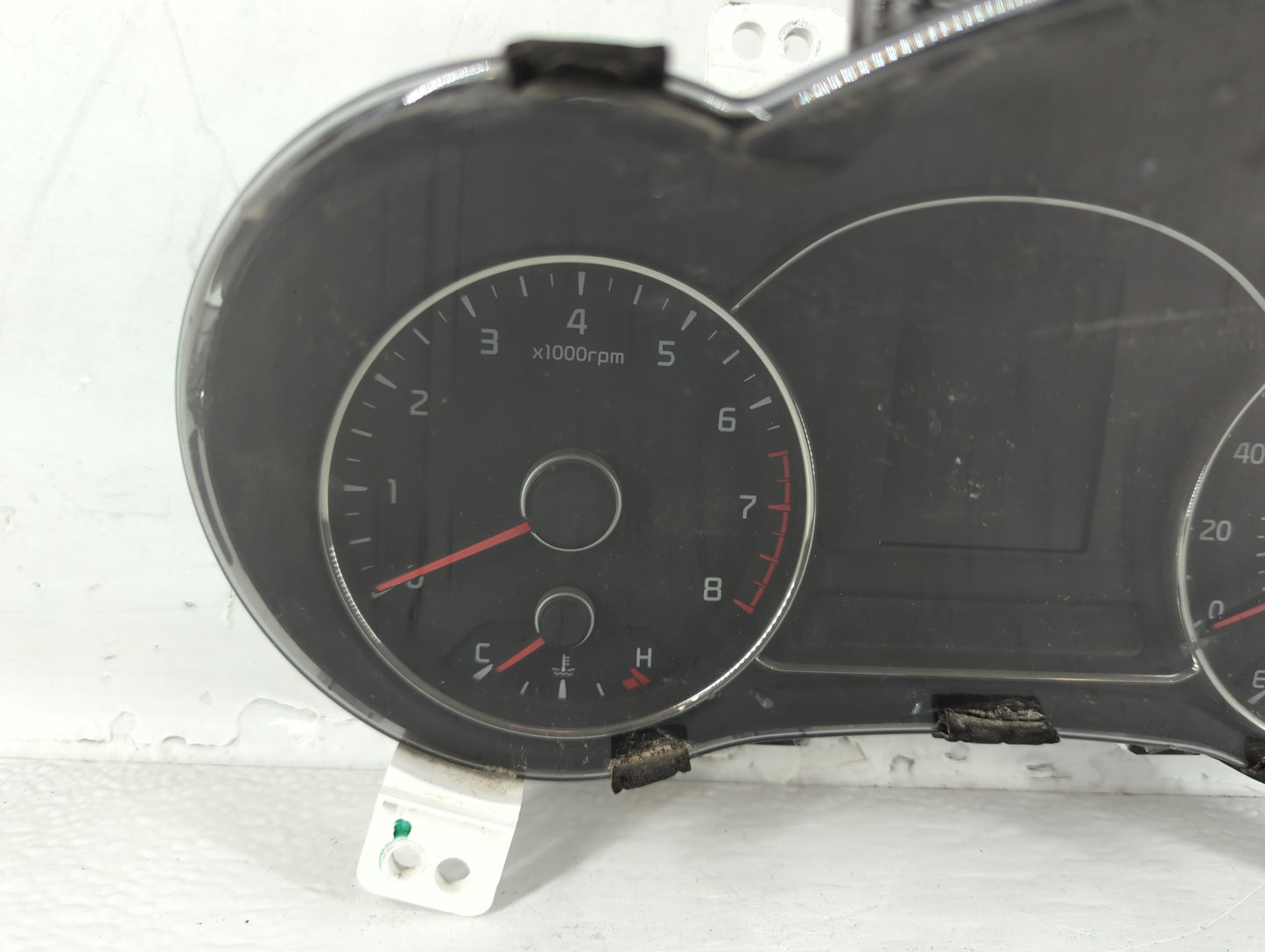 2017-2018 Kia Forte Instrument Cluster Speedometer Gauges P/N:94013-B0300 Fits Fits 2017 2018 OEM Used Auto Parts - Oemuseda