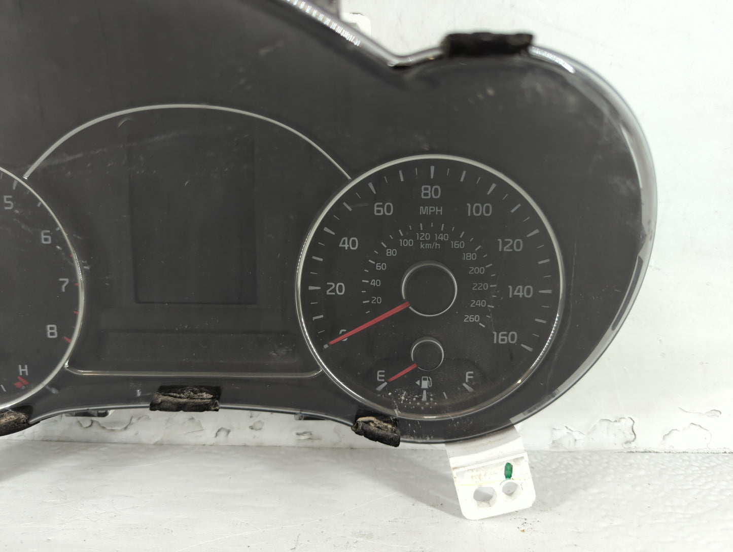 2017-2018 Kia Forte Instrument Cluster Speedometer Gauges P/N:94013-B0300 Fits Fits 2017 2018 OEM Used Auto Parts - Oemuseda