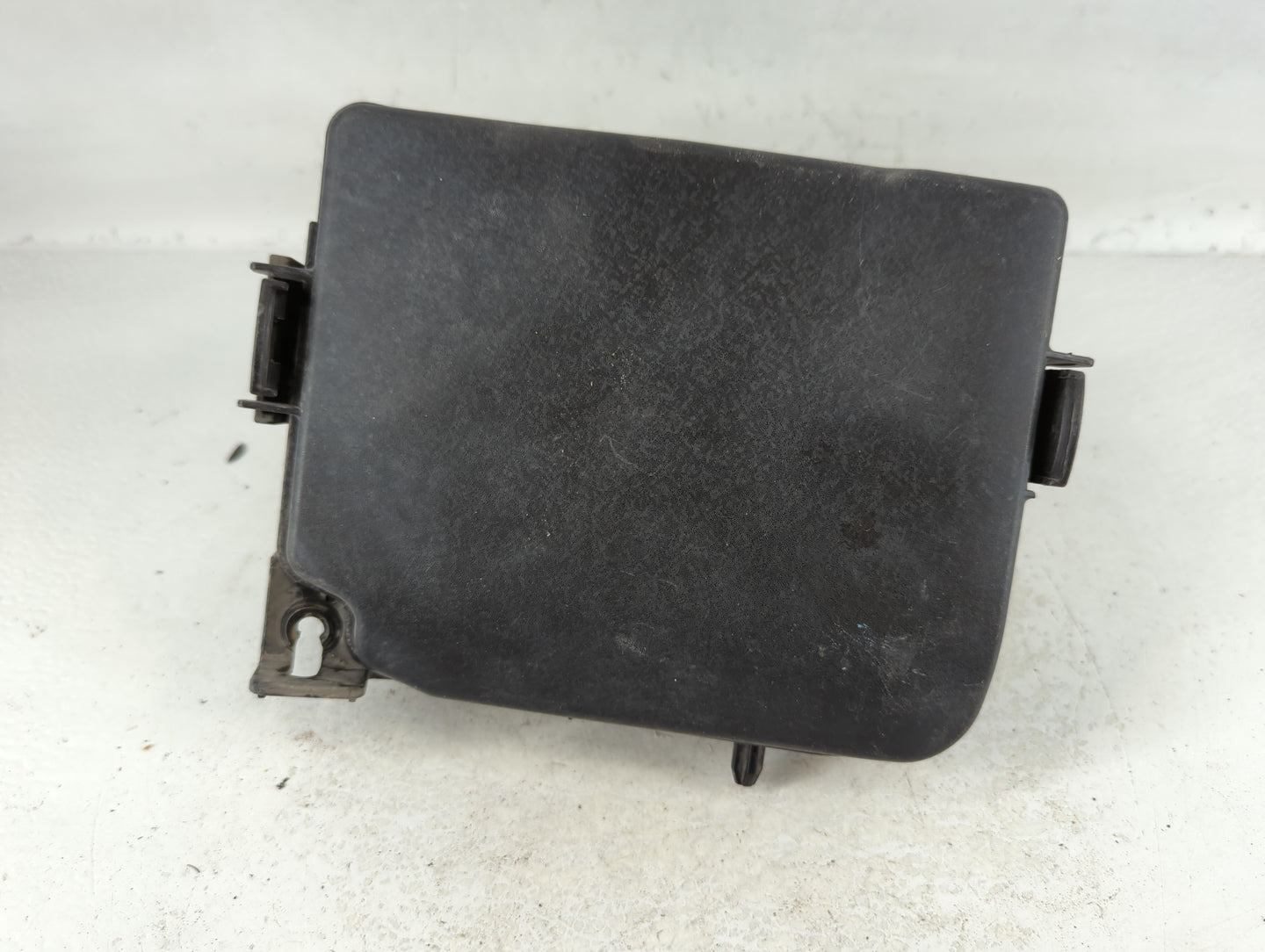 2017-2018 Kia Forte Fusebox Fuse Box Panel Relay Module P/N:91218 B0170 Fits Fits 2017 2018 OEM Used Auto Parts - Oemusedaut