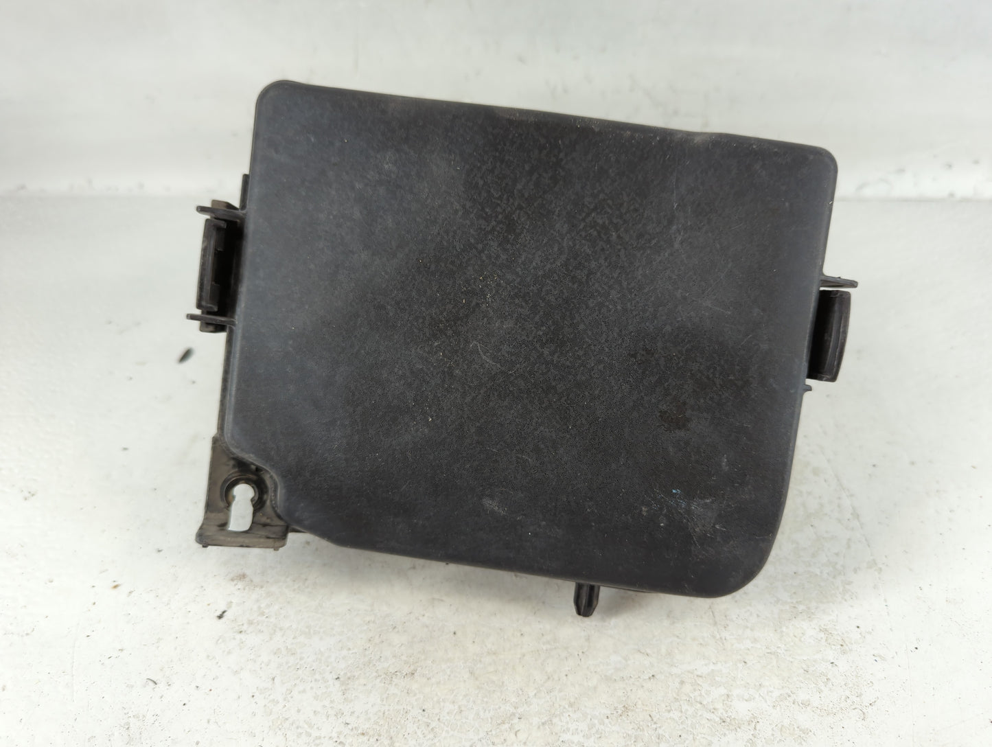 2017-2018 Kia Forte Fusebox Fuse Box Panel Relay Module P/N:91218 B0170 Fits Fits 2017 2018 OEM Used Auto Parts - Oemusedaut