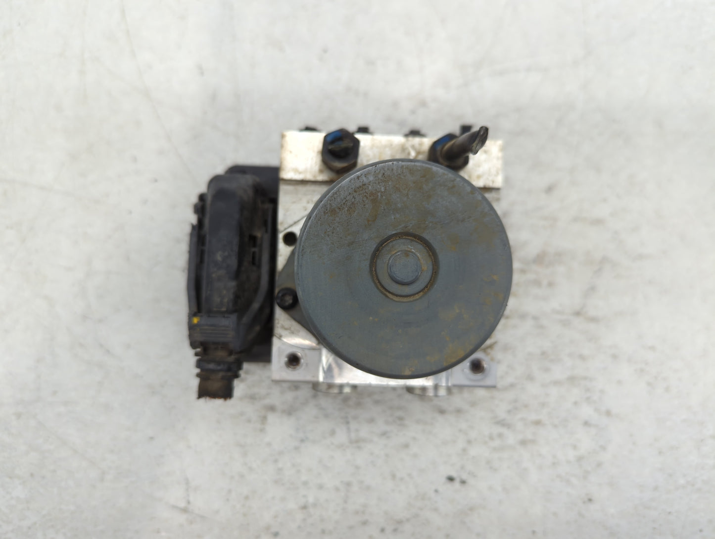 2017-2018 Kia Forte ABS Pump Control Module Replacement P/N:58920-B0200 B0589-20500 Fits Fits 2017 2018 OEM Used Auto Parts 