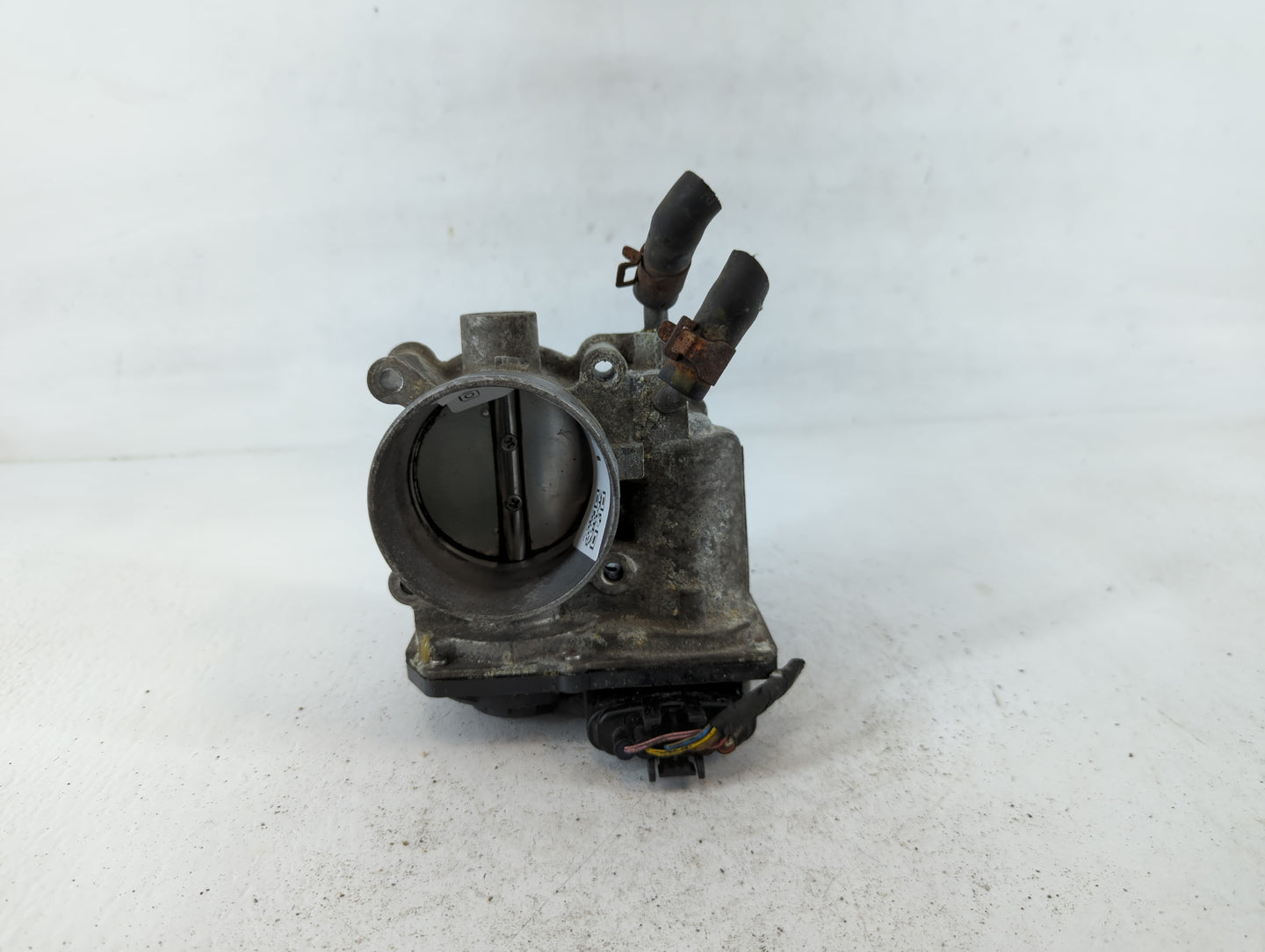 2014-2018 Kia Forte Throttle Body P/N:35100-2E000 Fits Fits 2011 2012 2013 2014 2015 2016 2017 2018 2019 2020 2021 OEM Used 
