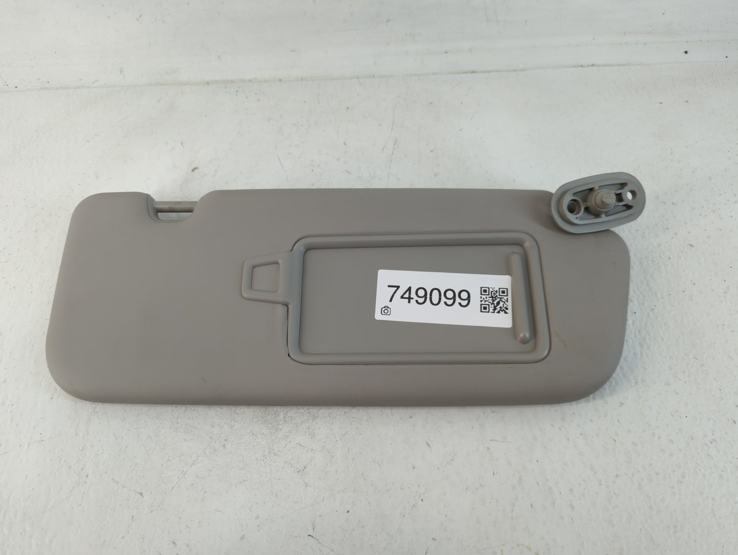 2017-2018 Kia Forte Sun Visor Shade Replacement Passenger Right Mirror Fits Fits 2017 2018 OEM Used Auto Parts - Oemusedauto