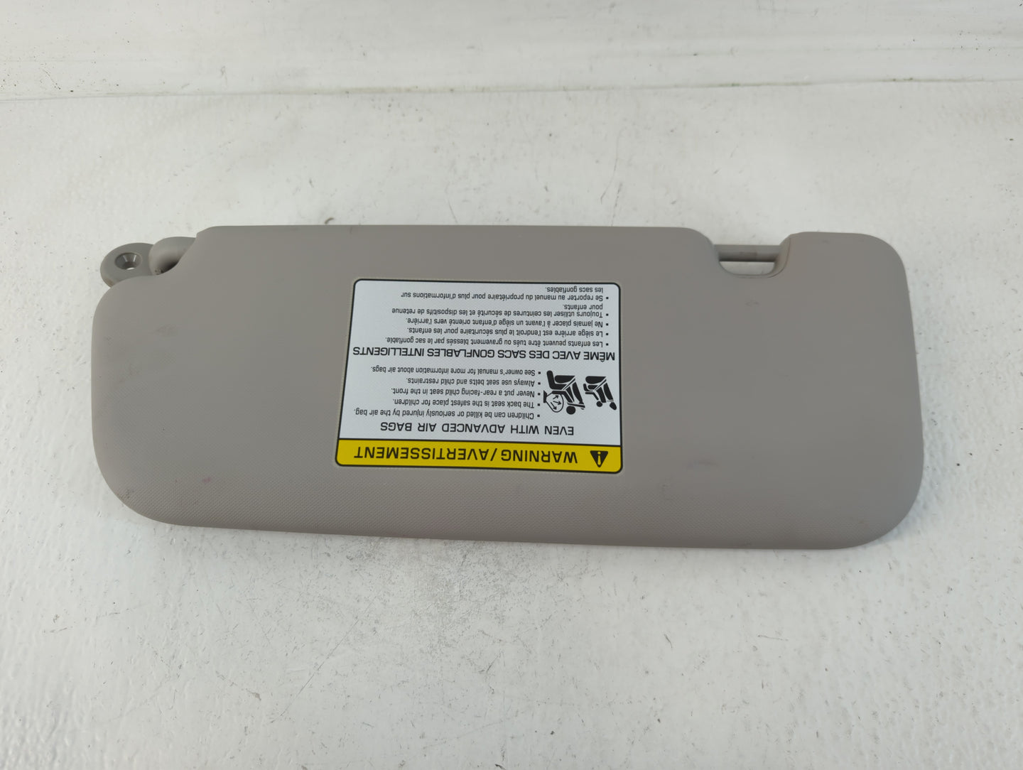 2017-2018 Kia Forte Sun Visor Shade Replacement Passenger Right Mirror Fits Fits 2017 2018 OEM Used Auto Parts - Oemusedauto