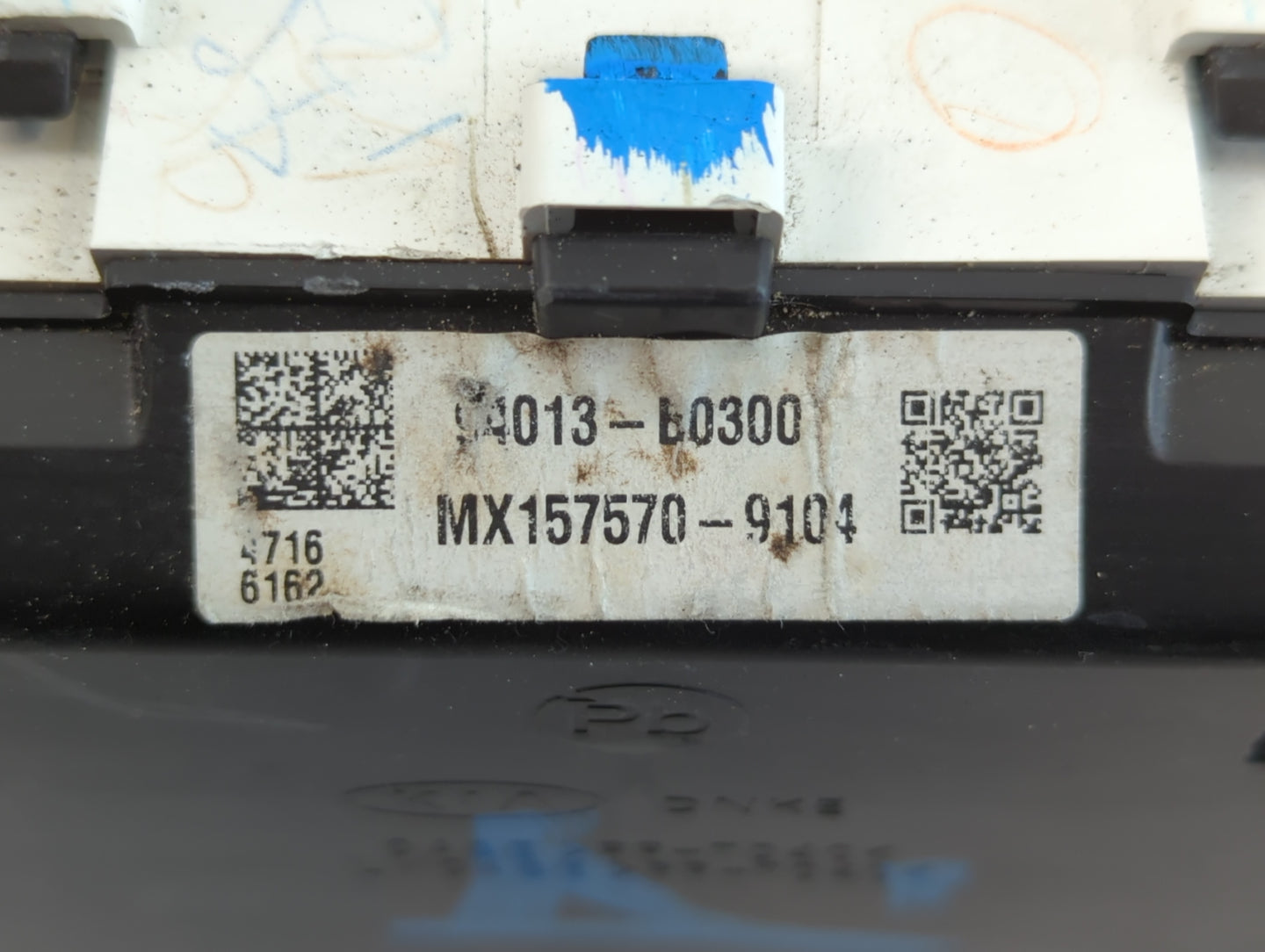 2017-2018 Kia Forte Instrument Cluster Speedometer Gauges P/N:MX157570-9104 94013-B0300 Fits Fits 2017 2018 OEM Used Auto Pa