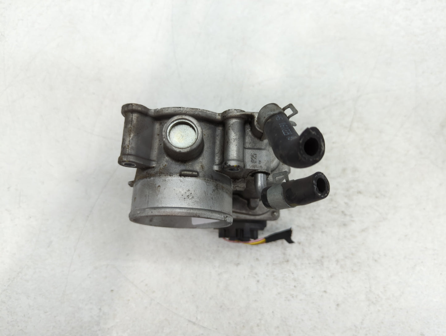 2014-2018 Kia Forte Throttle Body P/N:35100-2E000 Fits Fits 2011 2012 2013 2014 2015 2016 2017 2018 2019 2020 2021 OEM Used 