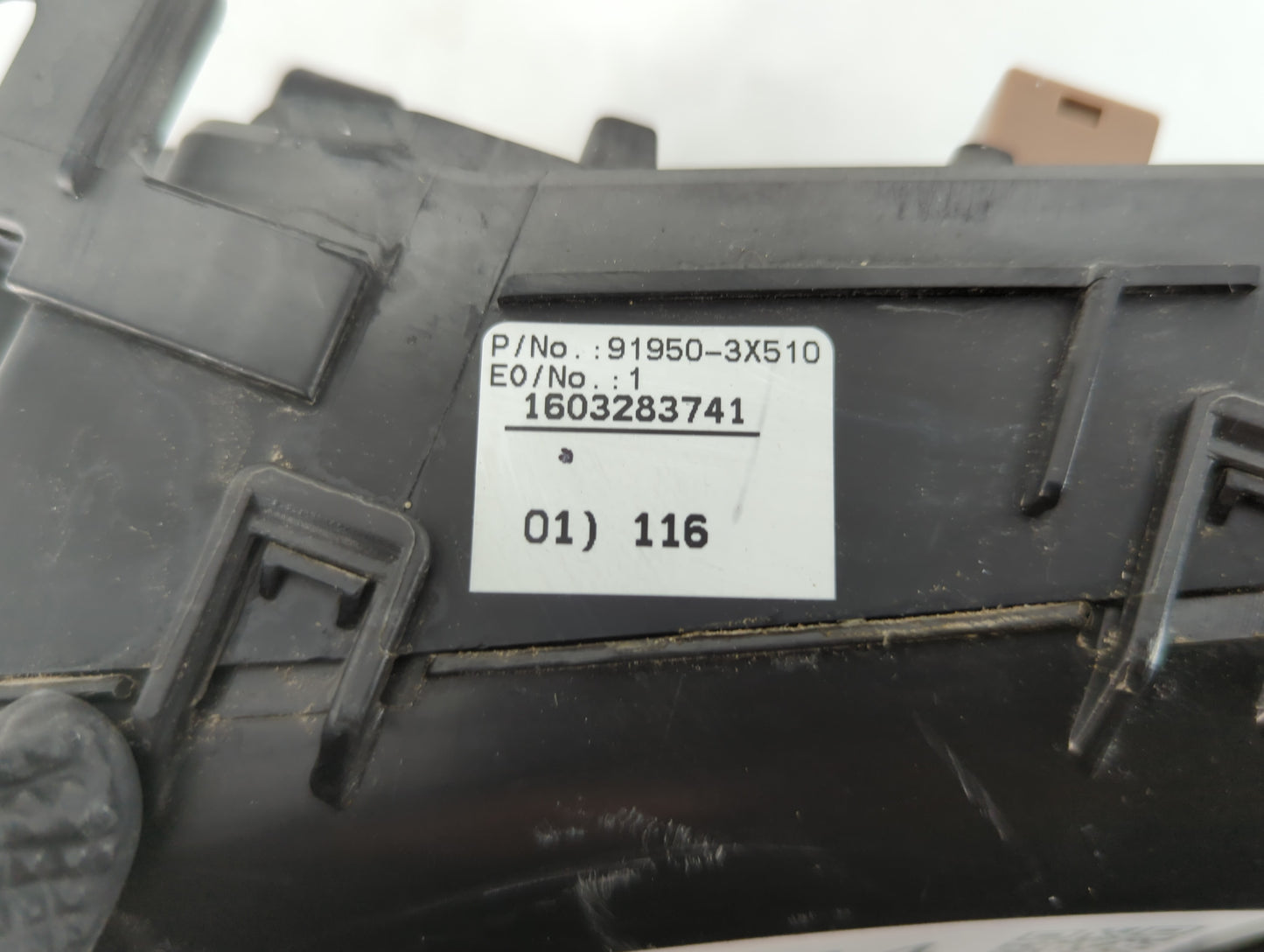 2017-2018 Kia Forte Fusebox Fuse Box Panel Relay Module P/N:4216523001 P077S170, 91218 B0170 Fits Fits 2017 2018 OEM Used Au