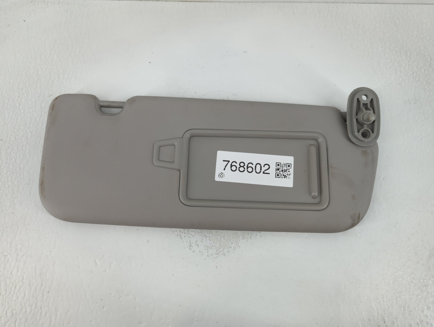 2017-2018 Kia Forte Sun Visor Shade Replacement Passenger Right Mirror Fits Fits 2017 2018 OEM Used Auto Parts - Oemusedauto