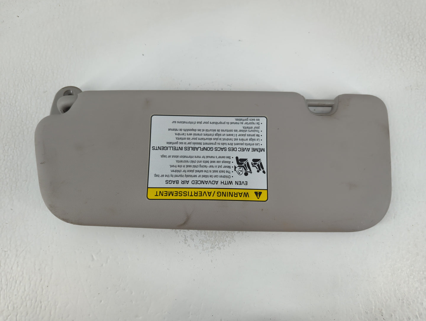 2017-2018 Kia Forte Sun Visor Shade Replacement Passenger Right Mirror Fits Fits 2017 2018 OEM Used Auto Parts - Oemusedauto