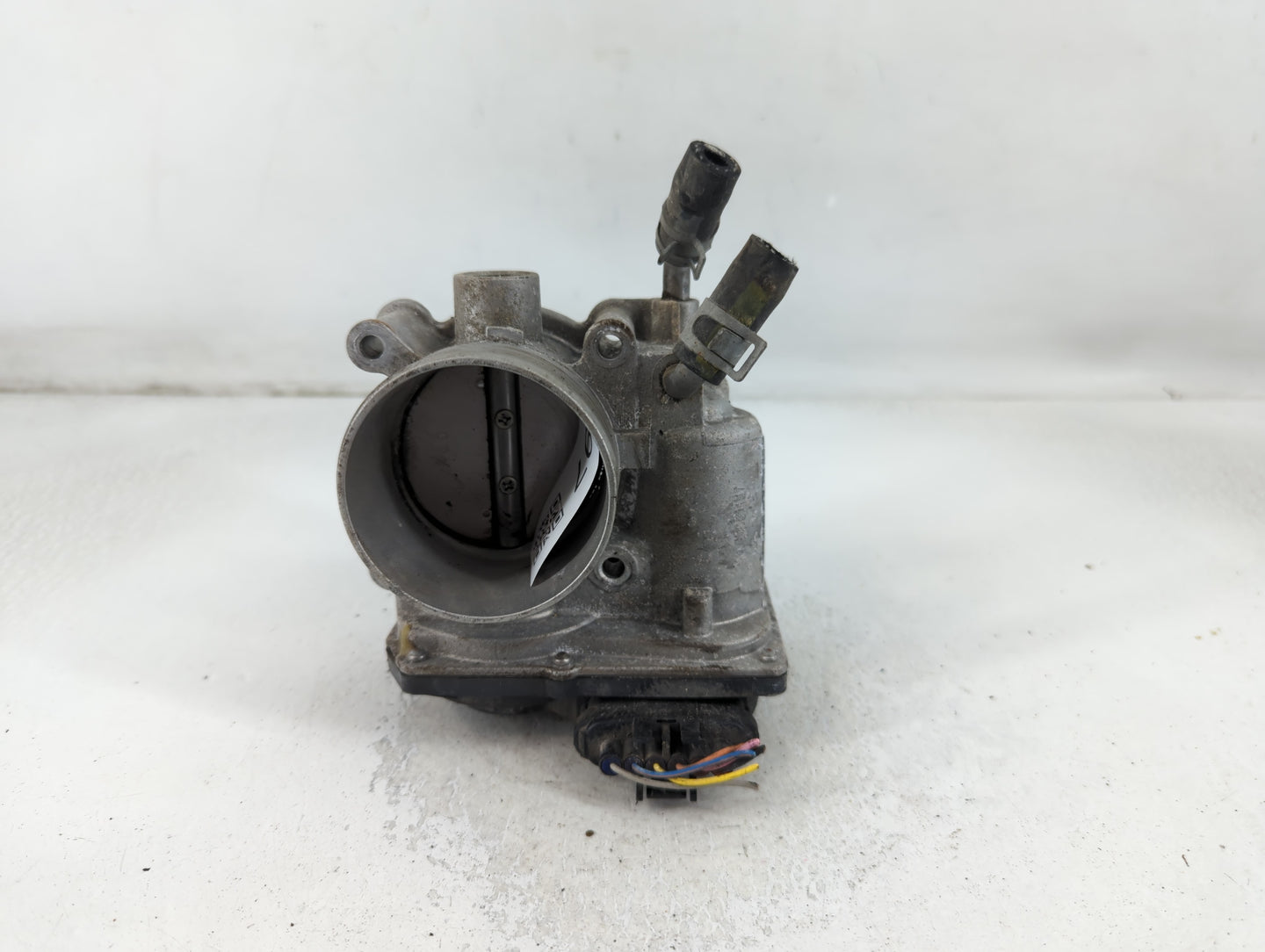 2017-2022 Kia Forte Throttle Body P/N:35100-2E000 Fits Fits 2015 2016 2017 2018 2019 2020 2021 2022 OEM Used Auto Parts - Oe