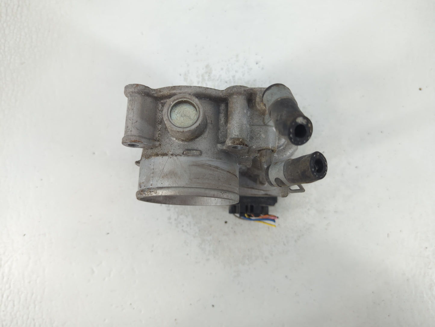 2017-2022 Kia Forte Throttle Body P/N:35100-2E000 Fits Fits 2015 2016 2017 2018 2019 2020 2021 2022 OEM Used Auto Parts - Oe