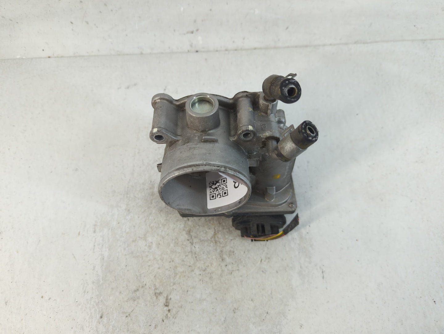 2014-2018 Kia Forte Throttle Body P/N:35100-2E000 Fits Fits 2011 2012 2013 2014 2015 2016 2017 2018 2019 2020 2021 OEM Used 
