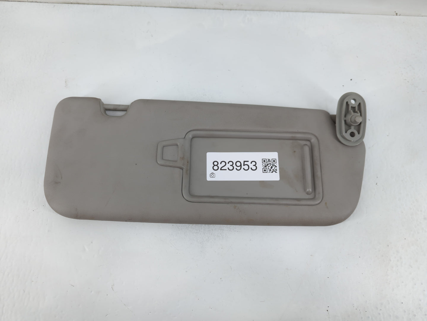 2017-2018 Kia Forte Sun Visor Shade Replacement Passenger Right Mirror Fits Fits 2017 2018 OEM Used Auto Parts - Oemusedauto