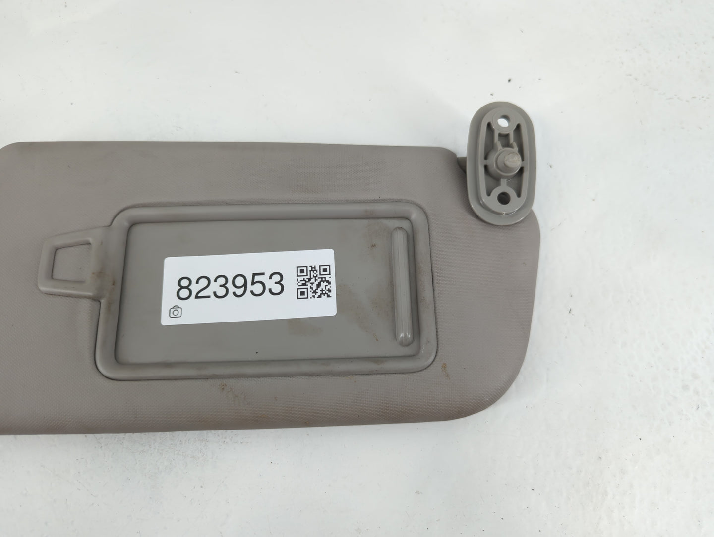 2017-2018 Kia Forte Sun Visor Shade Replacement Passenger Right Mirror Fits Fits 2017 2018 OEM Used Auto Parts - Oemusedauto