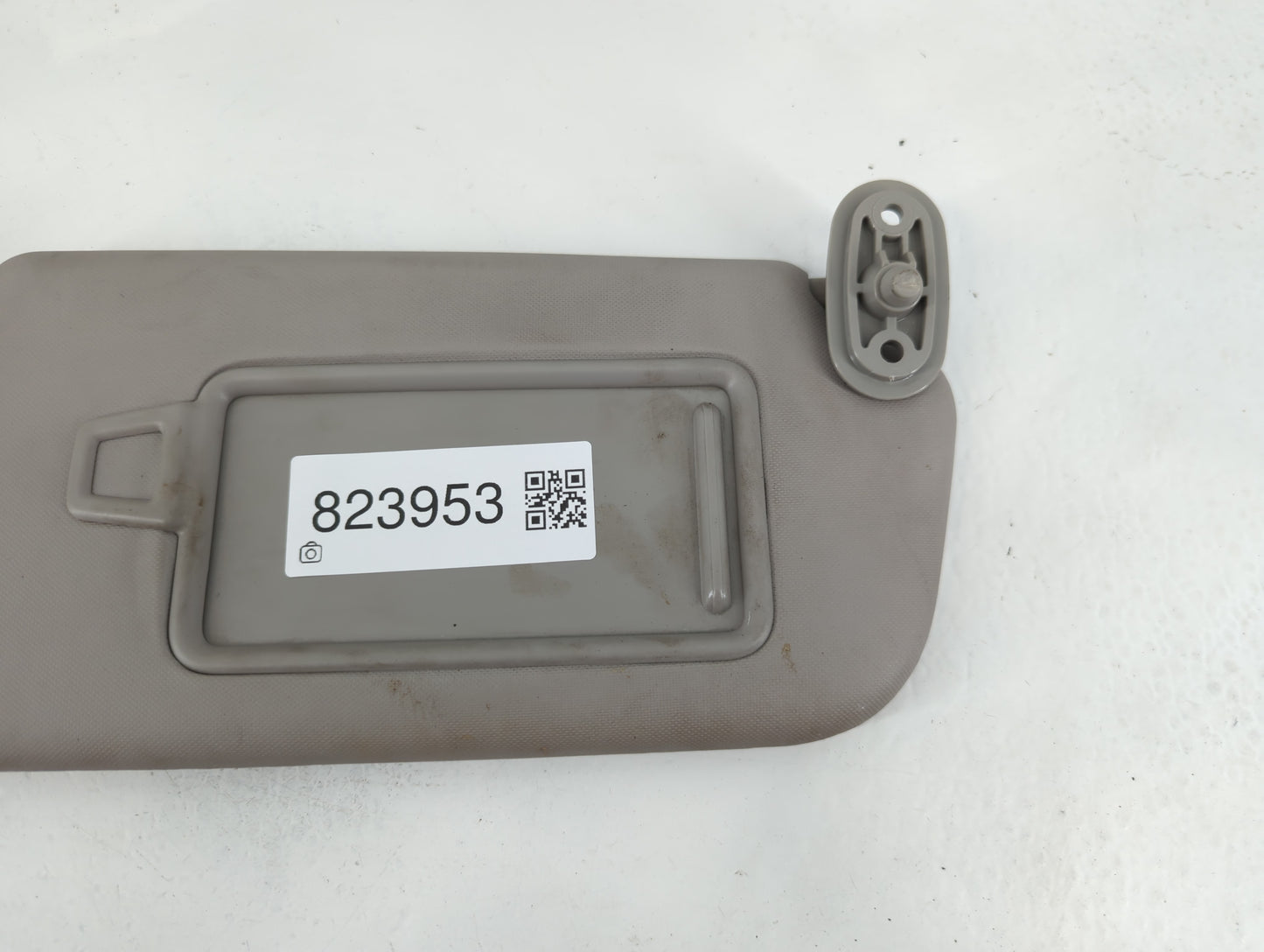 2017-2018 Kia Forte Sun Visor Shade Replacement Passenger Right Mirror Fits Fits 2017 2018 OEM Used Auto Parts - Oemusedauto