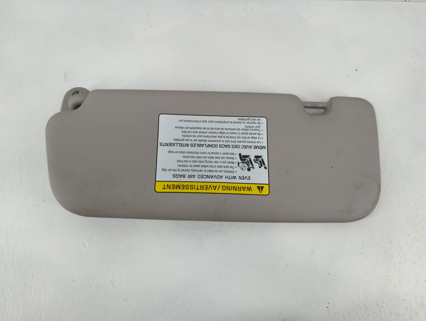 2017-2018 Kia Forte Sun Visor Shade Replacement Passenger Right Mirror Fits Fits 2017 2018 OEM Used Auto Parts - Oemusedauto