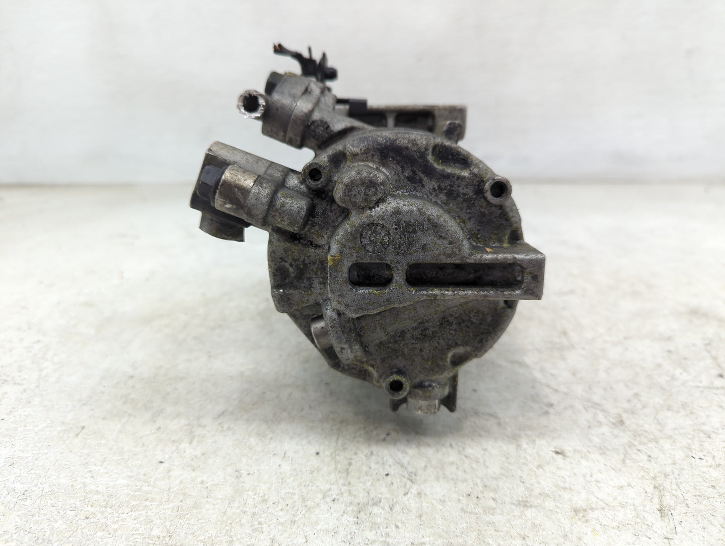 2014-2018 Kia Forte Air Conditioning A/c Ac Compressor Oem - Oemusedautoparts1.com