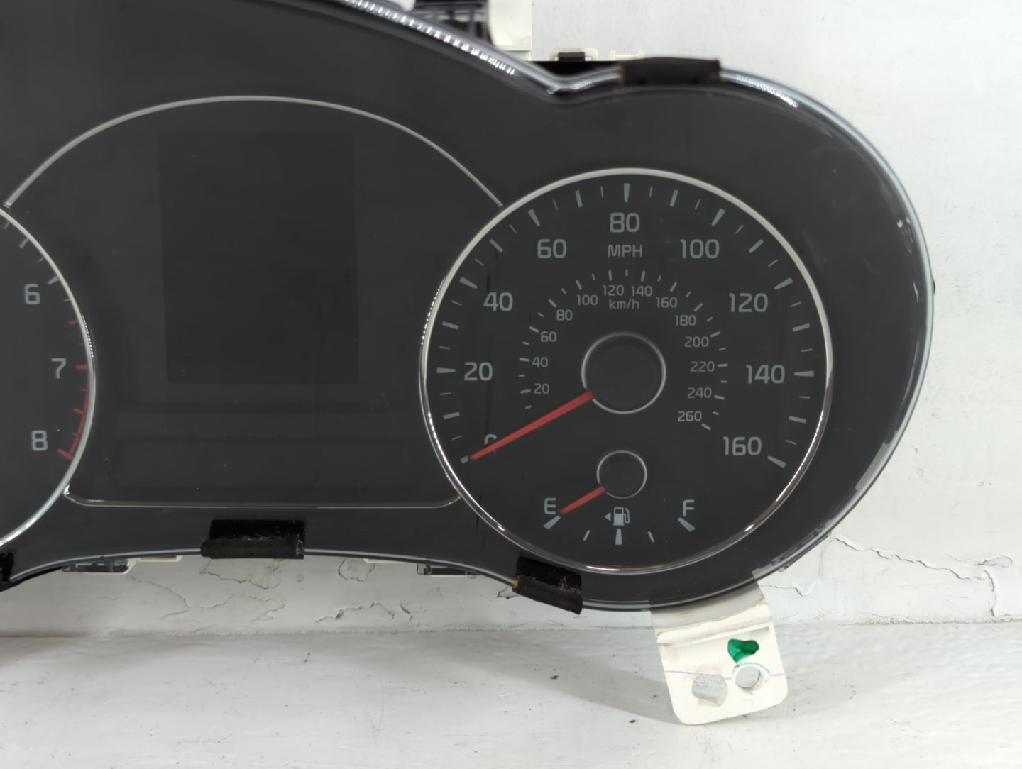 2017-2018 Kia Forte Instrument Cluster Speedometer Gauges P/N:94003-B0301 Fits Fits 2017 2018 OEM Used Auto Parts - Oemuseda