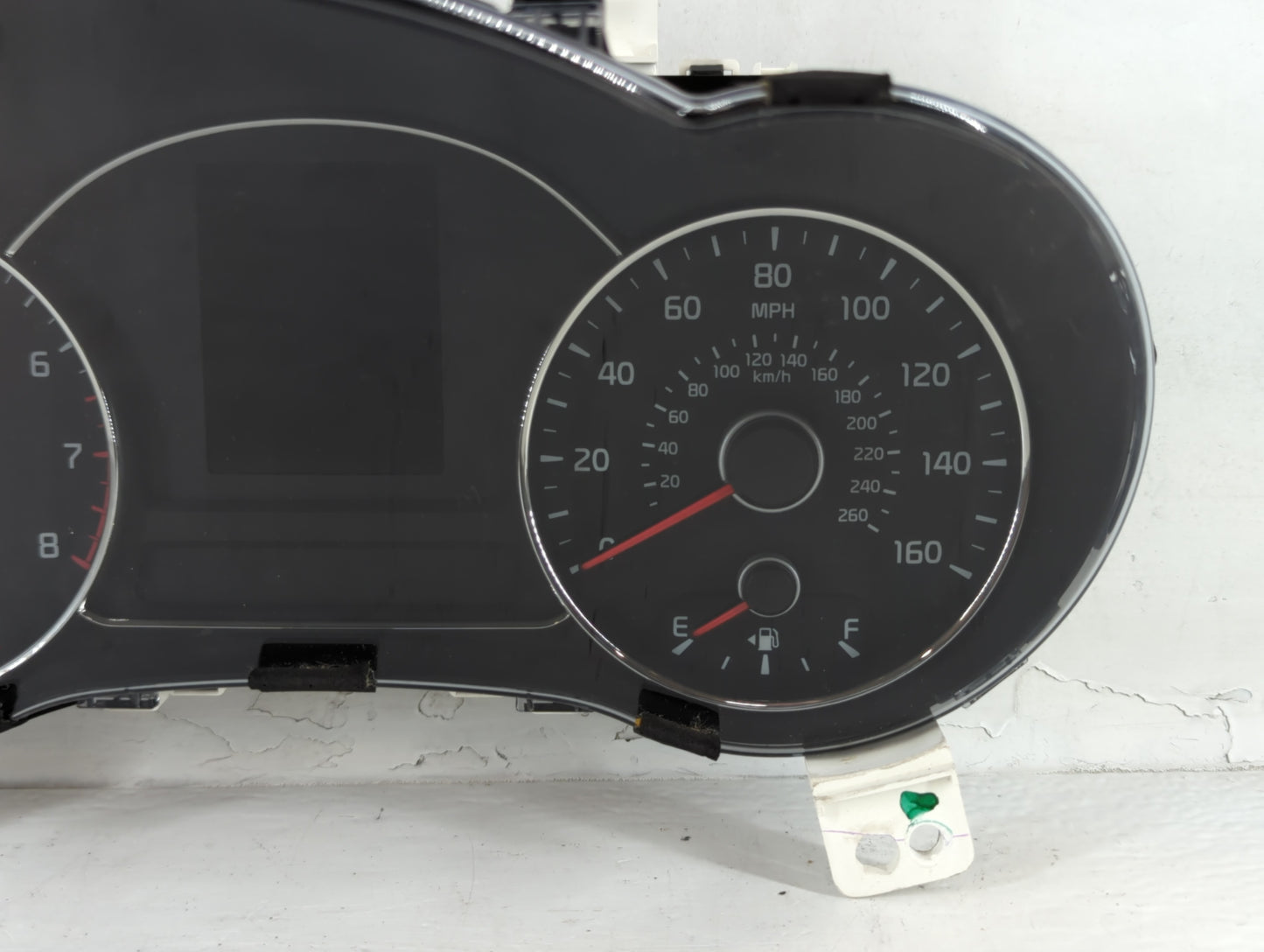 2017-2018 Kia Forte Instrument Cluster Speedometer Gauges P/N:94003-B0301 Fits Fits 2017 2018 OEM Used Auto Parts - Oemuseda