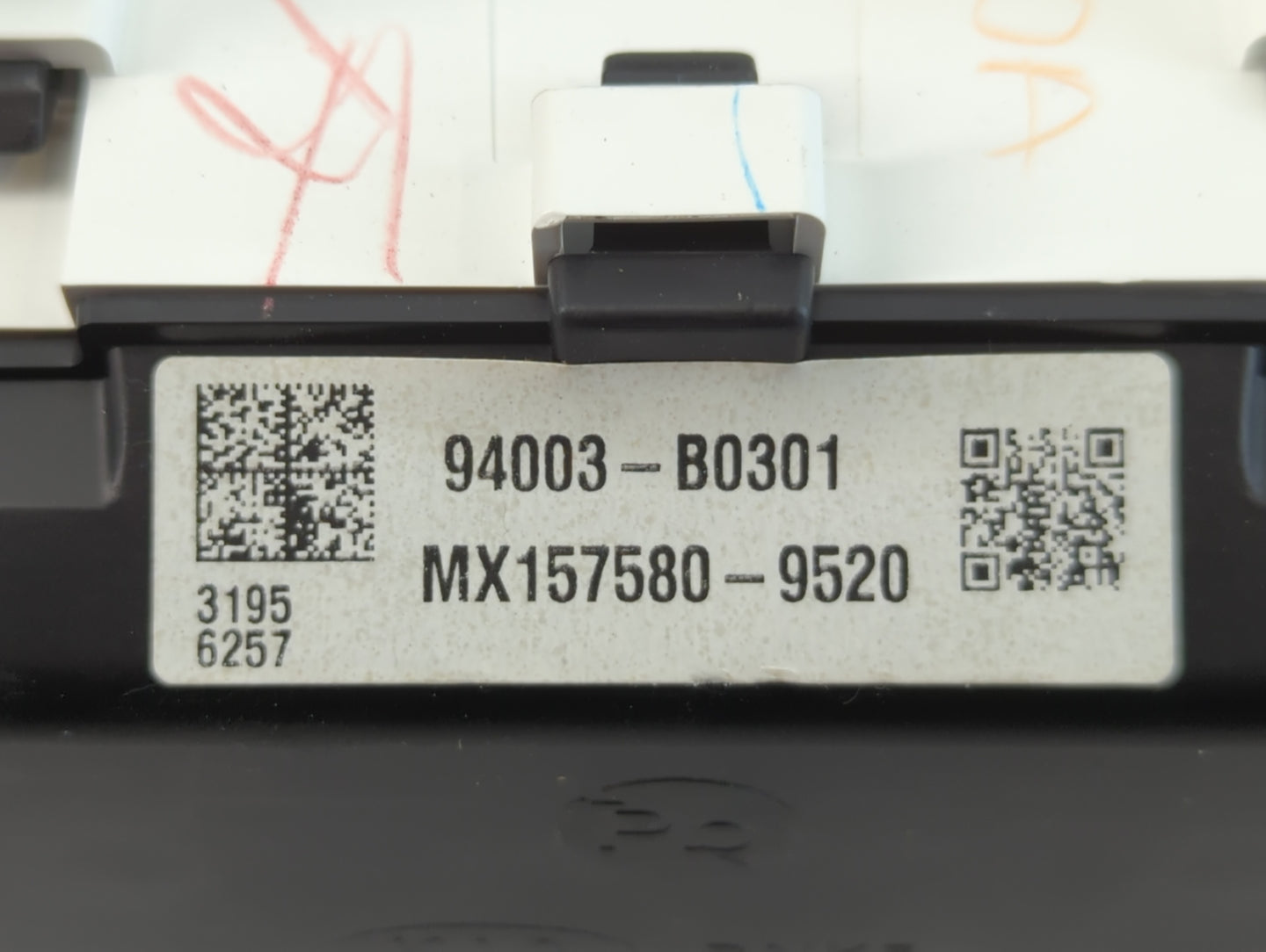 2017-2018 Kia Forte Instrument Cluster Speedometer Gauges P/N:MX157580-9520 94003-B0301 Fits Fits 2017 2018 OEM Used Auto Pa