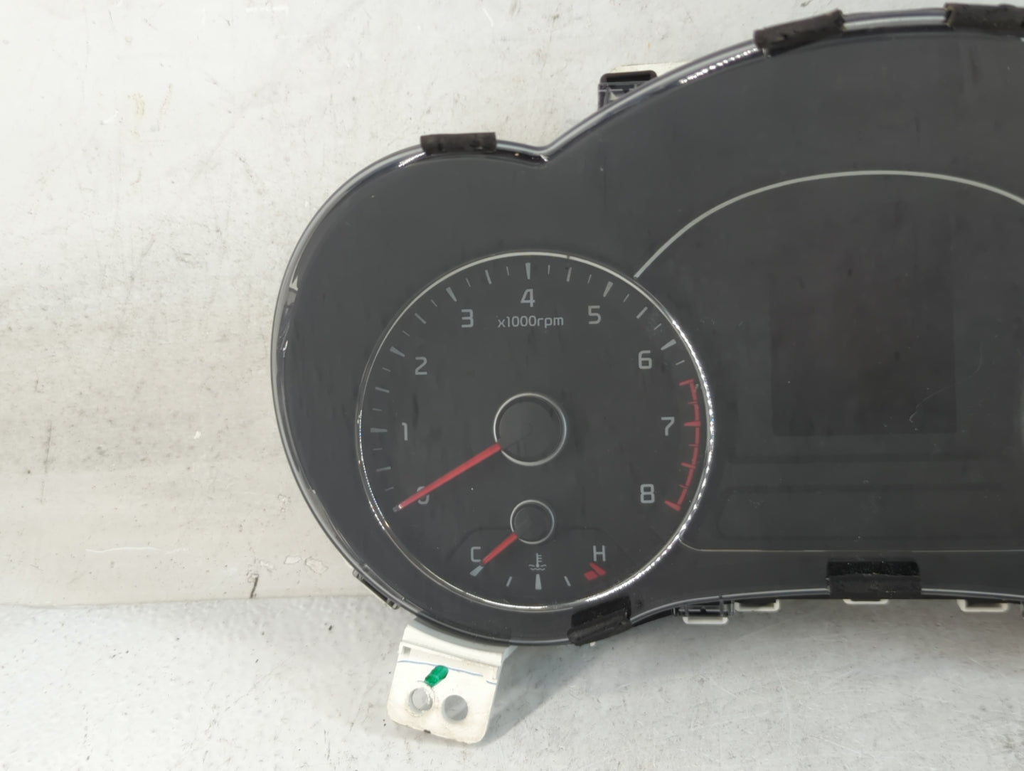 2017-2018 Kia Forte Instrument Cluster Speedometer Gauges P/N:94003-B0301 Fits Fits 2017 2018 OEM Used Auto Parts - Oemuseda