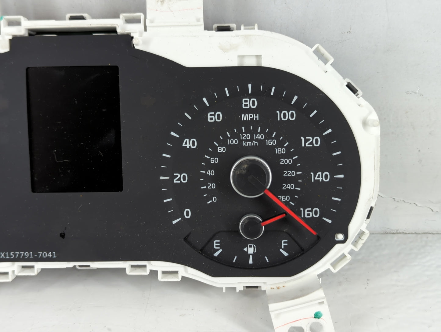 2017-2018 Kia Forte Instrument Cluster Speedometer Gauges P/N:MX157570-9104 94013-B0300 Fits Fits 2017 2018 OEM Used Auto Pa