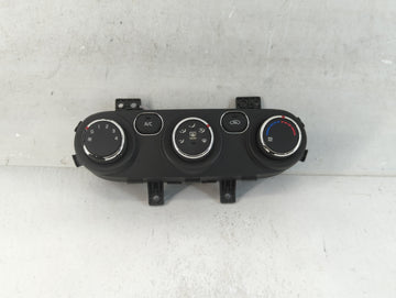2017-2018 Kia Forte Climate Control Module Temperature AC/Heater Replacement P/N:97250-B0AA0 Fits Fits 2017 2018 OEM Used Au