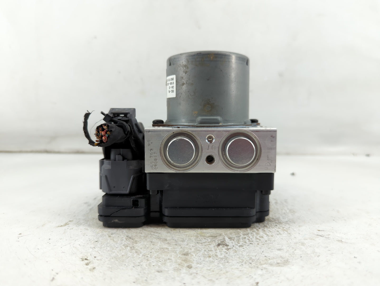 2017-2018 Kia Forte ABS Pump Control Module Replacement P/N:58900-B0200 Fits Fits 2017 2018 OEM Used Auto Parts - Oemusedaut