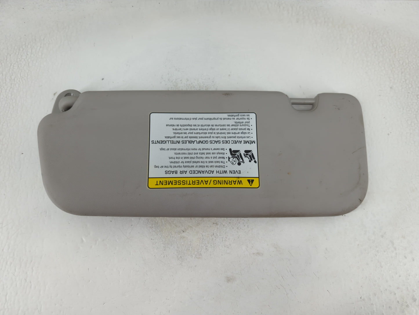 2017-2018 Kia Forte Sun Visor Shade Replacement Passenger Right Mirror Fits Fits 2017 2018 OEM Used Auto Parts - Oemusedauto