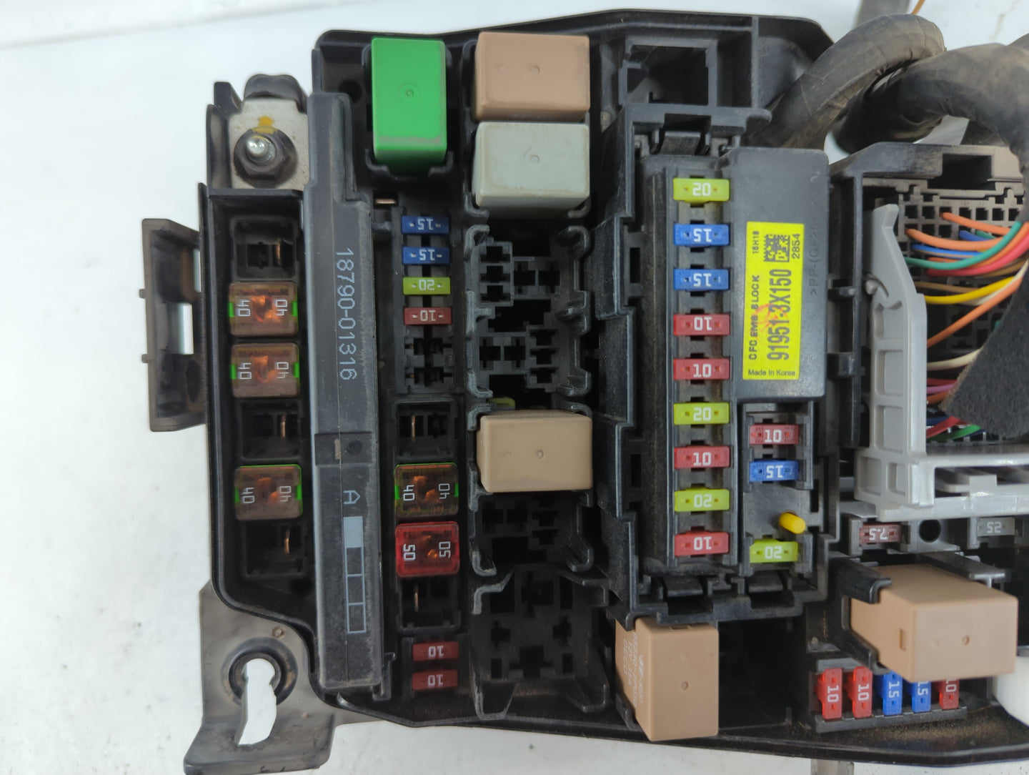 2017-2018 Kia Forte Fusebox Fuse Box Panel Relay Module P/N:91950-A7760 Fits Fits 2017 2018 OEM Used Auto Parts - Oemusedaut
