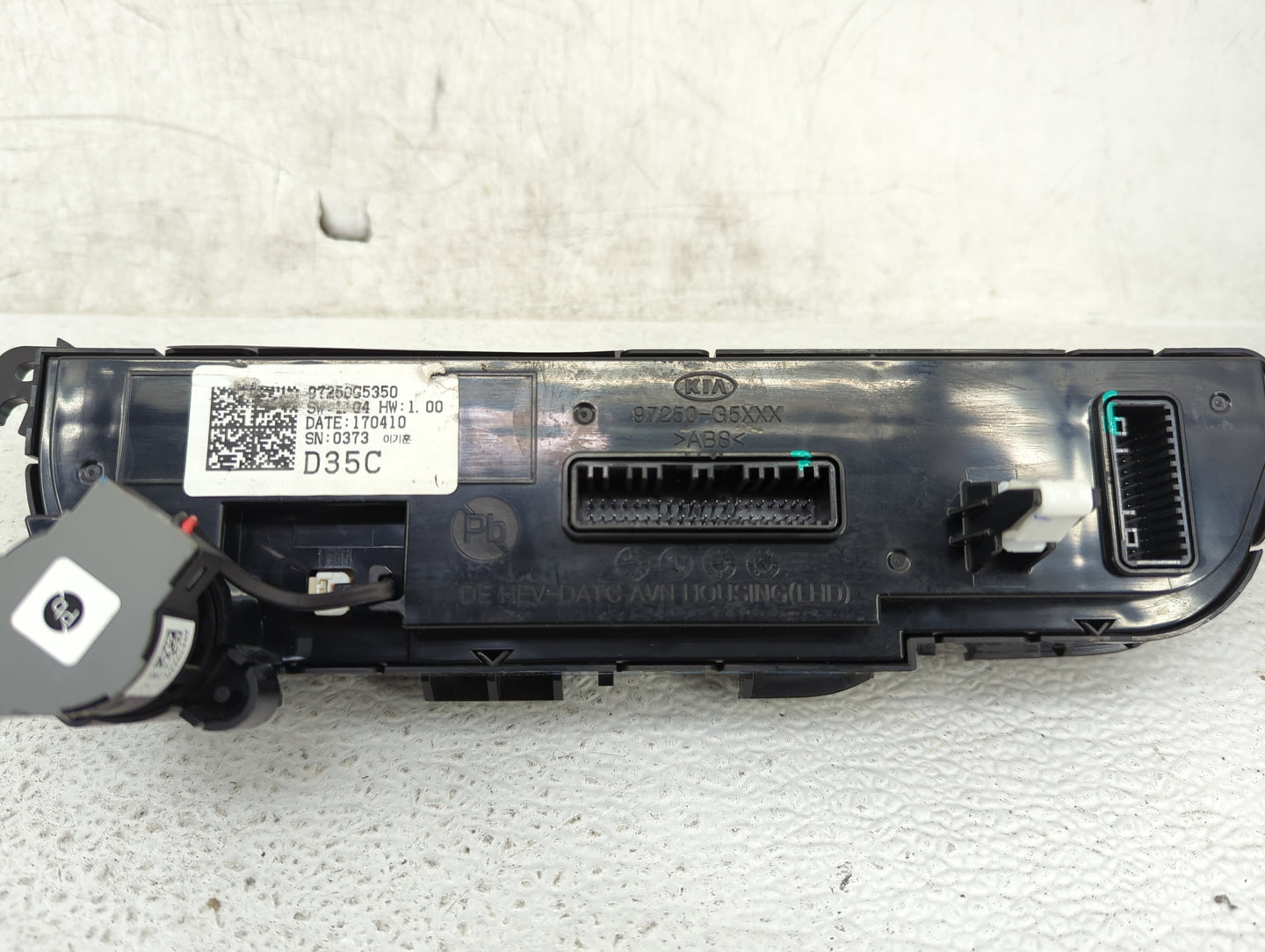 2017-2019 Kia Niro Climate Control Module Temperature AC/Heater Replacement P/N:97250G5350 Fits Fits 2017 2018 2019 OEM Used