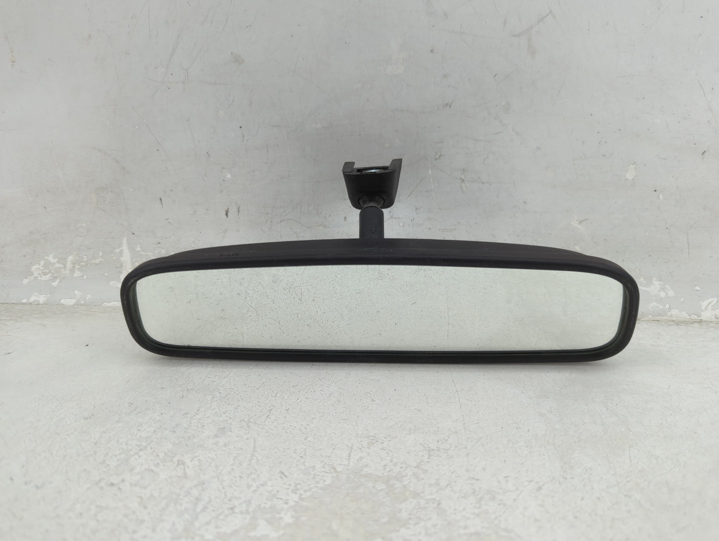 2017-2020 Kia Niro Interior Rear View Mirror Replacement OEM Fits OEM Used Auto Parts - Oemusedautoparts1.com