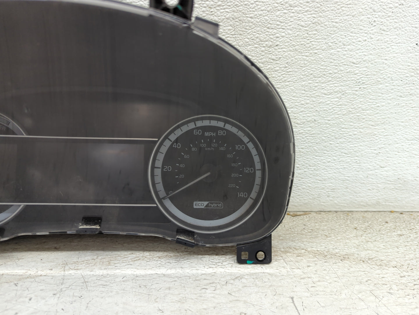 2017 Kia Niro Instrument Cluster Speedometer Gauges P/N:94011-G5600 VPHHBF10849LV Miles: Fits OEM Used Auto Parts - Oemuseda