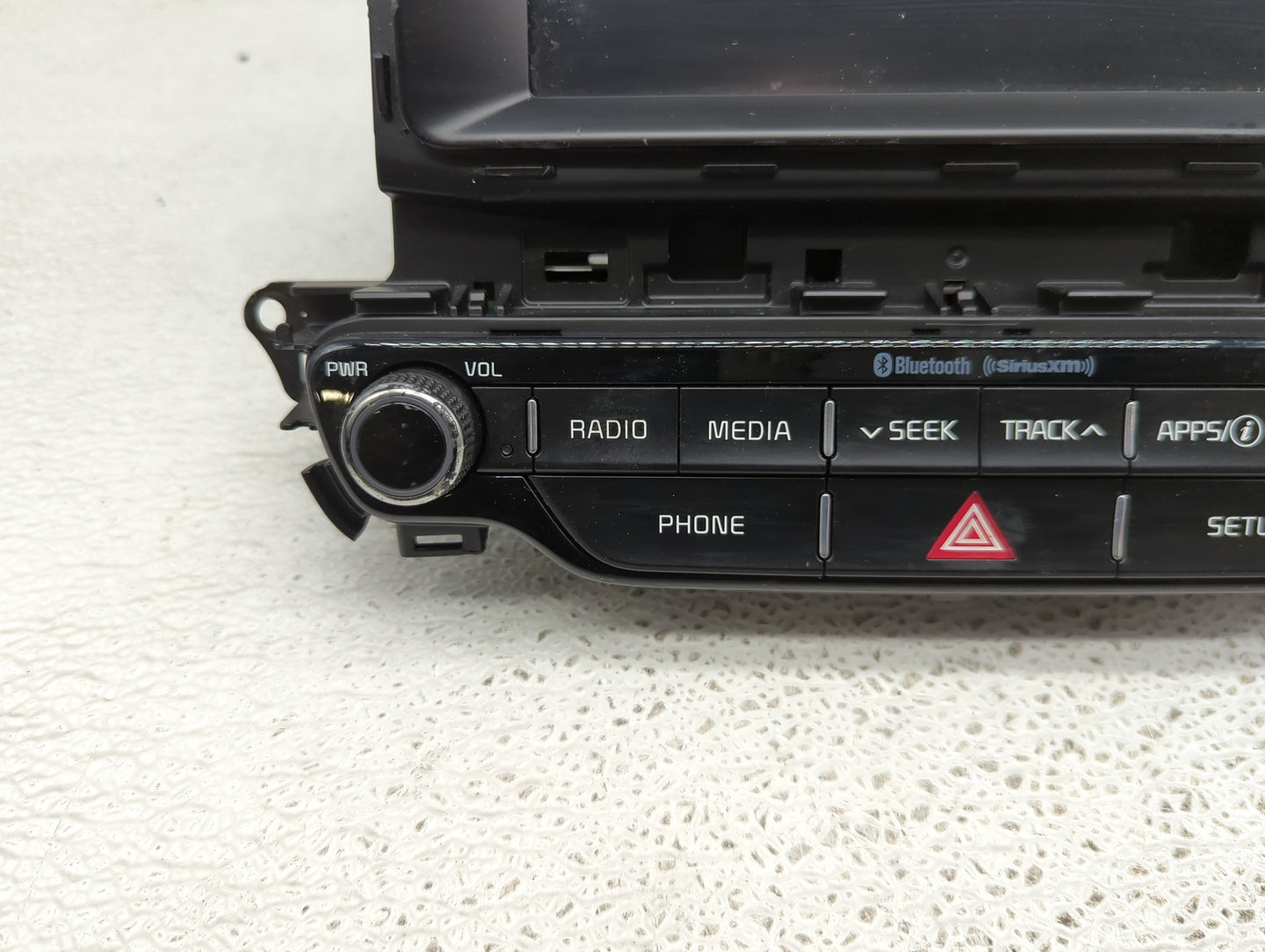 2017-2019 Kia Niro Radio AM FM Cd Player Receiver Replacement P/N:96160-G5010 Fits Fits 2017 2018 2019 OEM Used Auto Parts -