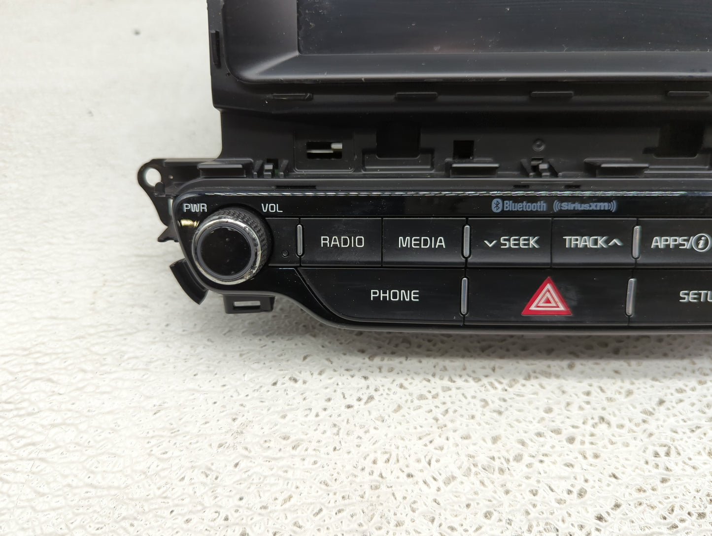 2017-2019 Kia Niro Radio AM FM Cd Player Receiver Replacement P/N:96160-G5010 Fits Fits 2017 2018 2019 OEM Used Auto Parts -