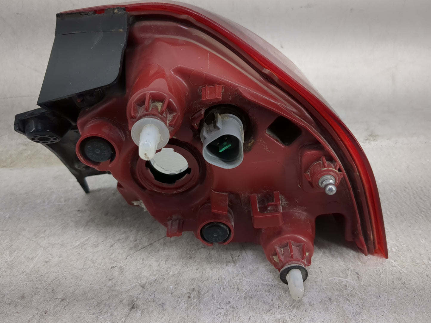 2017-2019 Kia Niro Tail Light Assembly Passenger Right OEM Fits Fits 2017 2018 2019 OEM Used Auto Parts - Oemusedautoparts1.