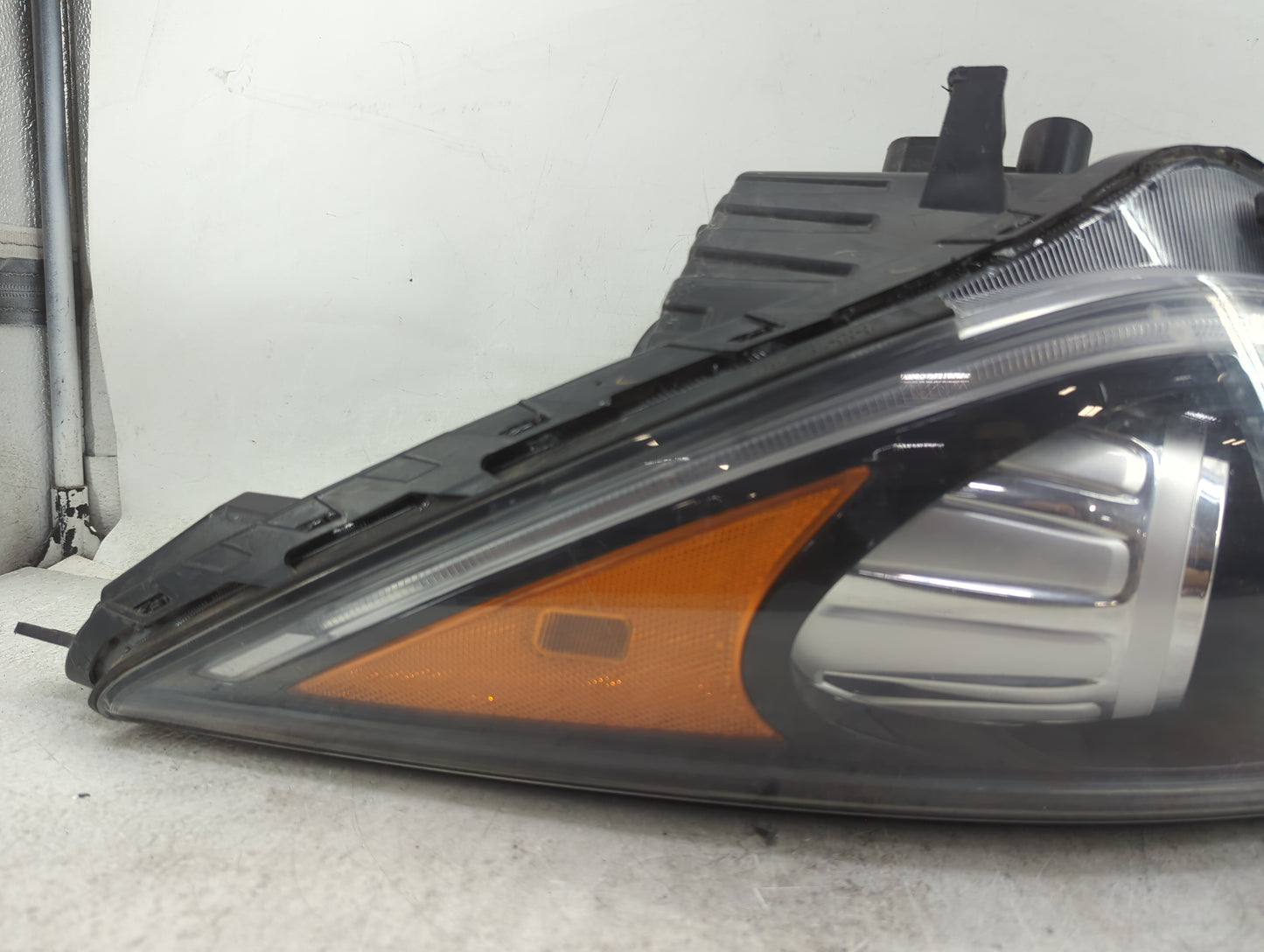 2017-2019 Kia Niro Driver Left Oem Head Light Headlight Lamp - Oemusedautoparts1.com