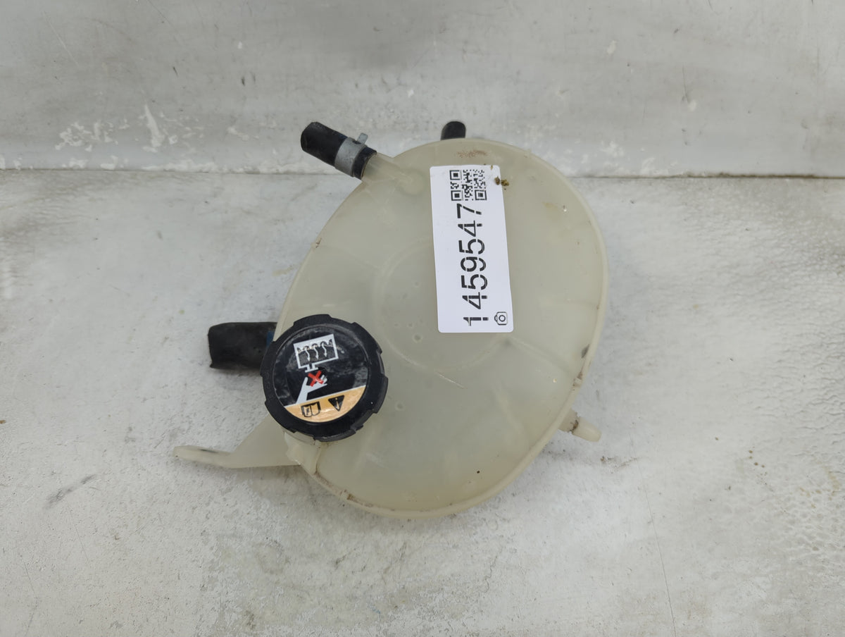 2017-2020 Kia Niro Radiator Coolant Overflow Expansion Tank Bottle - Oemusedautoparts1.com