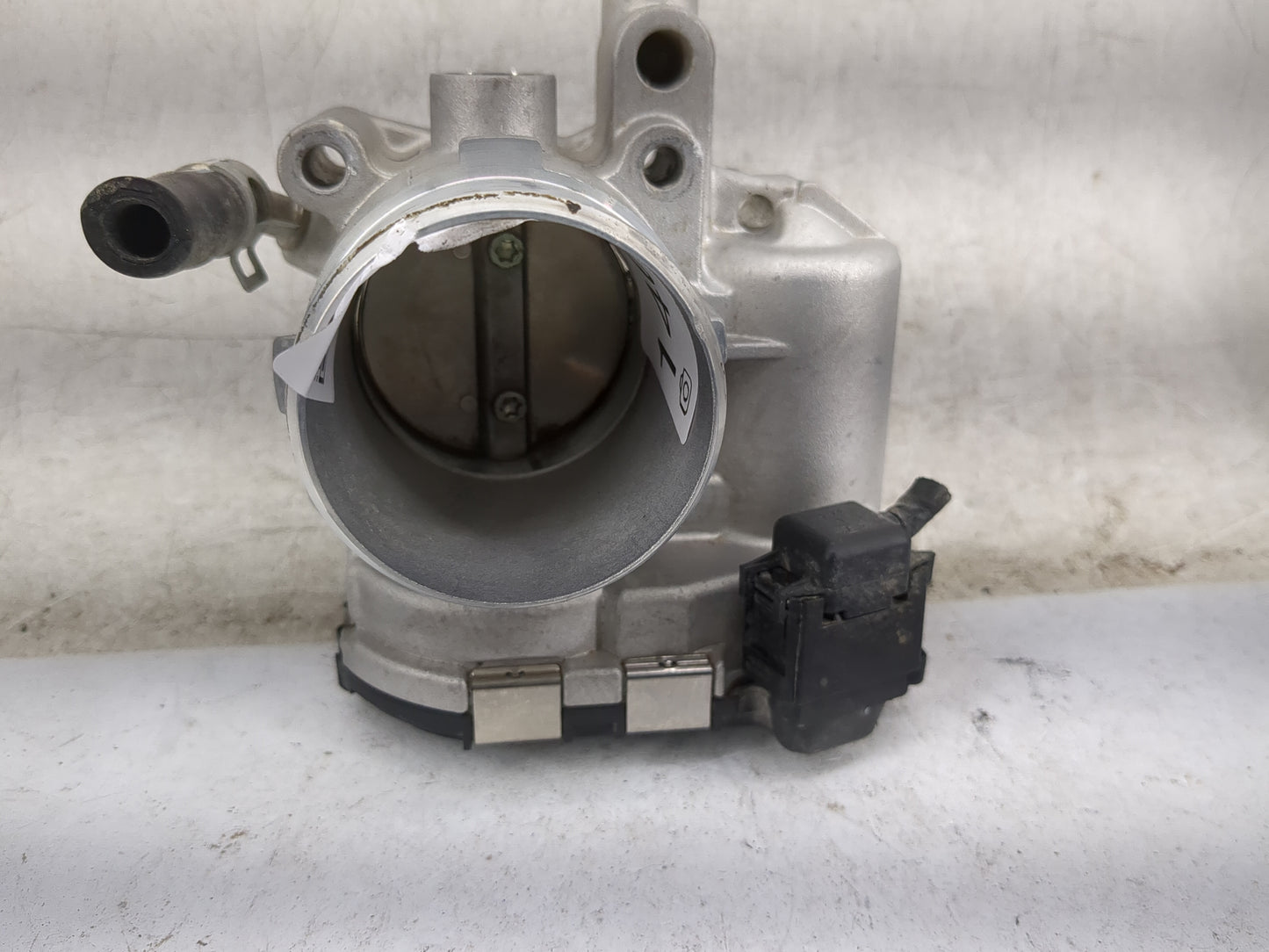 2017-2020 Kia Niro Throttle Body P/N:35100-03HA0 0280750680 Fits Fits 2017 2018 2019 2020 2021 2022 OEM Used Auto Parts - Oe