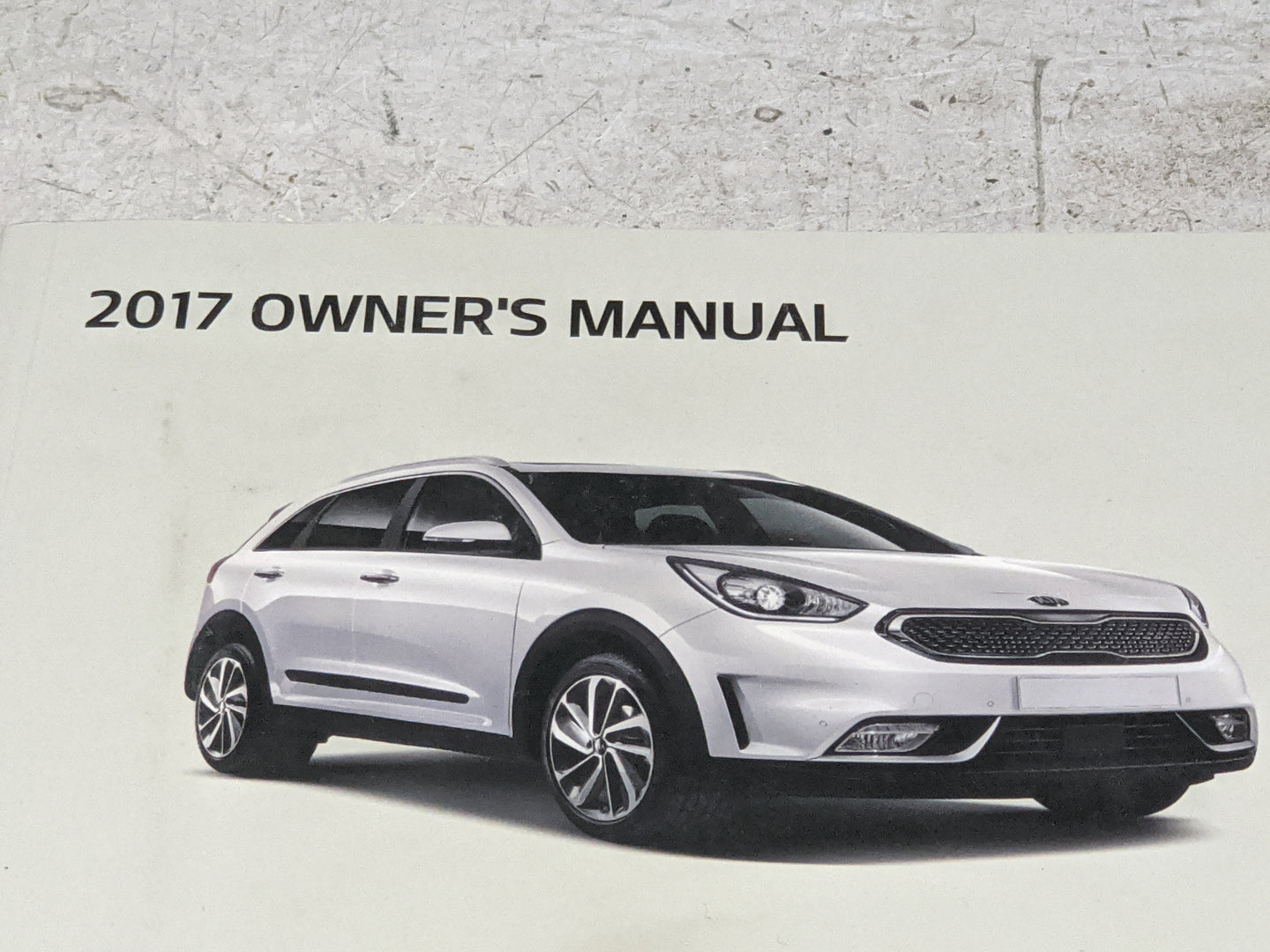 2017 Kia Niro Owners Manual Book Guide OEM Used Auto Parts - Oemusedautoparts1.com