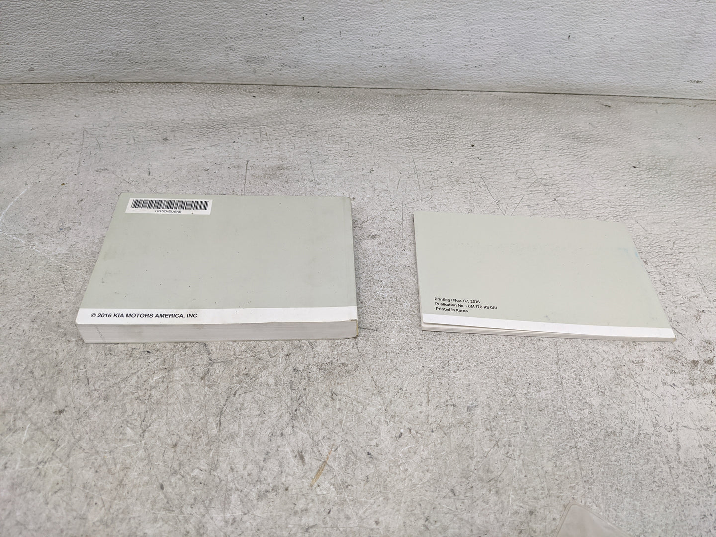 2017 Kia Niro Owners Manual Book Guide OEM Used Auto Parts - Oemusedautoparts1.com