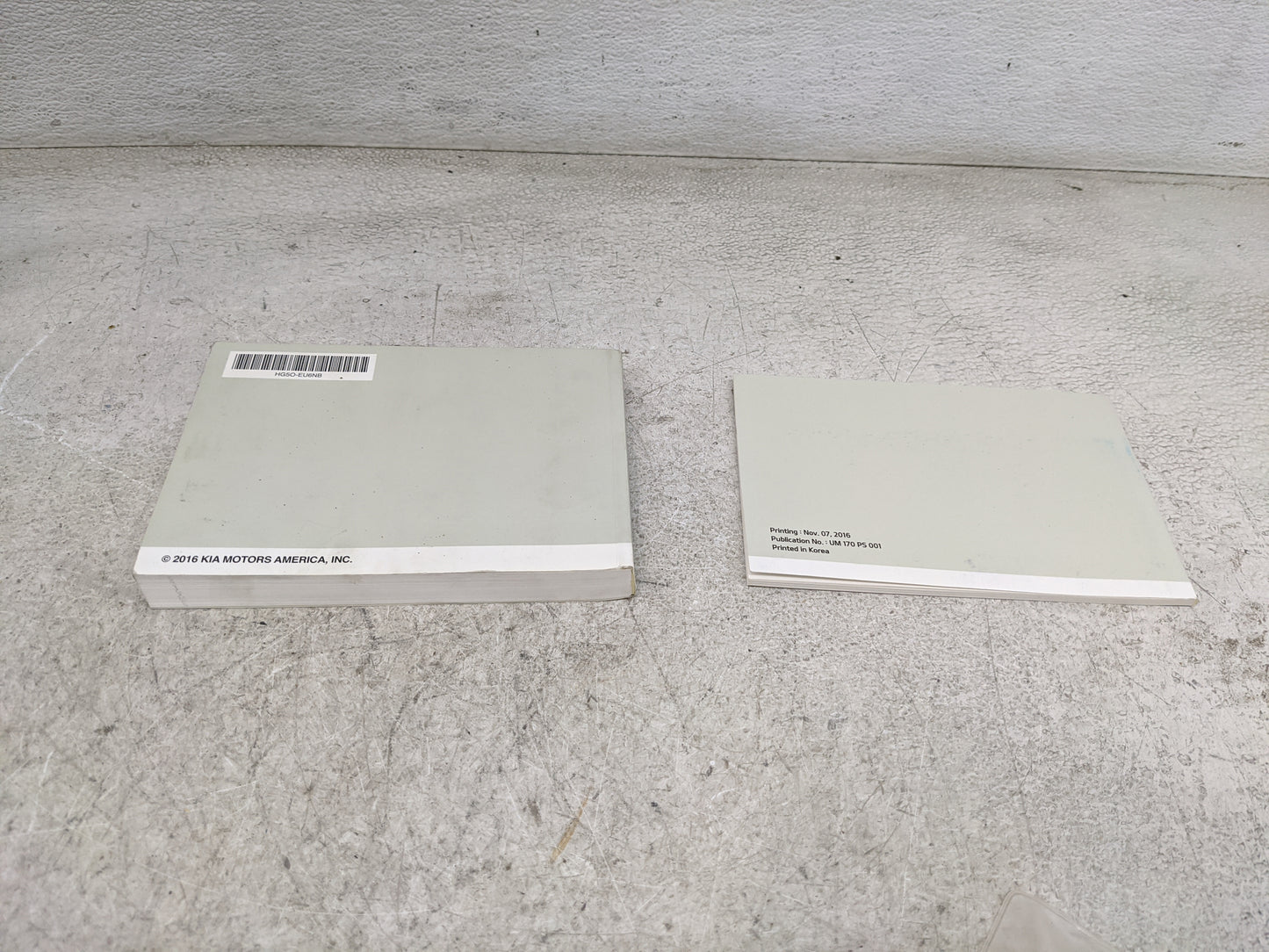 2017 Kia Niro Owners Manual Book Guide OEM Used Auto Parts - Oemusedautoparts1.com