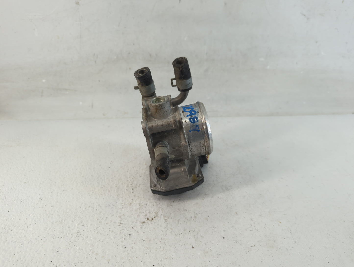 2016-2020 Kia Optima Throttle Body P/N:35100-2B340 Fits Fits 2015 2016 2017 2018 2019 2020 2021 2022 OEM Used Auto Parts - O