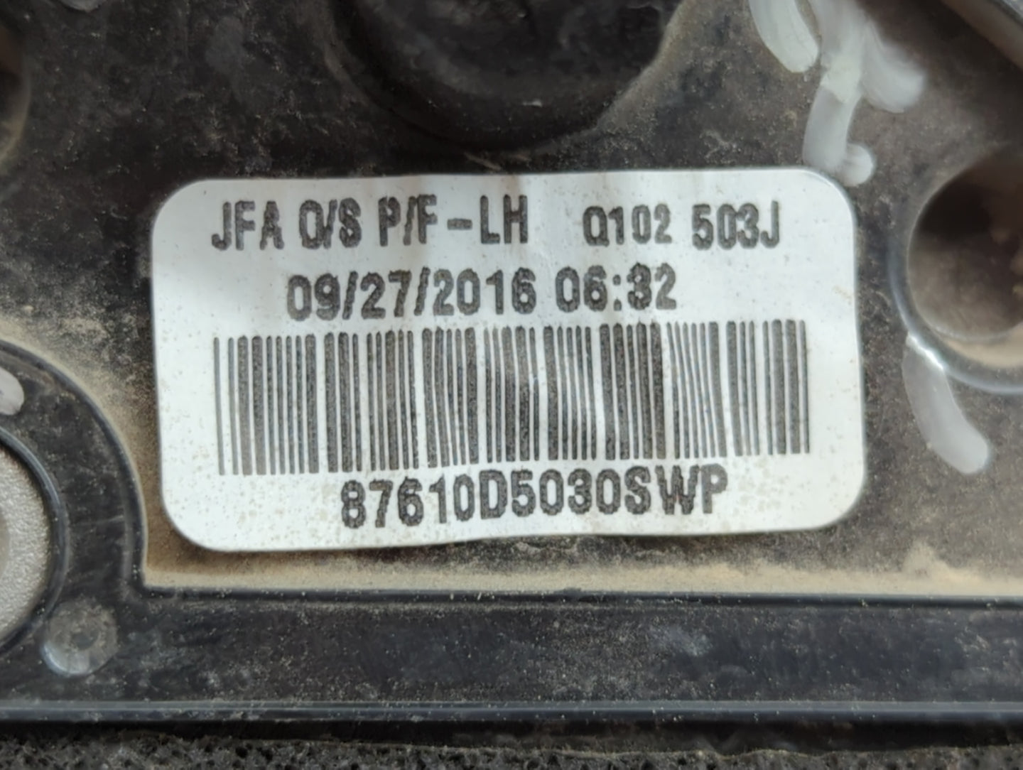 2016-2018 Kia Optima Driver Side View Mirror - Left Door Mirror OEM Used - Oemusedautoparts1.com