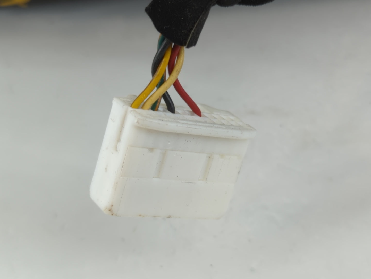 2016-2018 Kia Optima Passenger Side View Mirror - Right Door Mirror OEM Used - Oemusedautoparts1.com