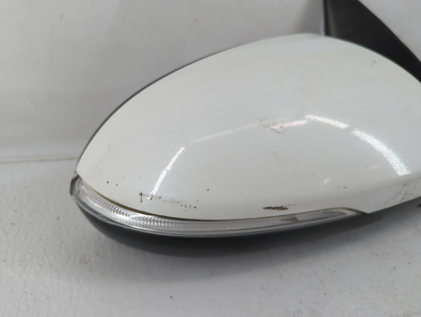 2016-2018 Kia Optima Passenger Side View Mirror - Right Door Mirror OEM Used - Oemusedautoparts1.com