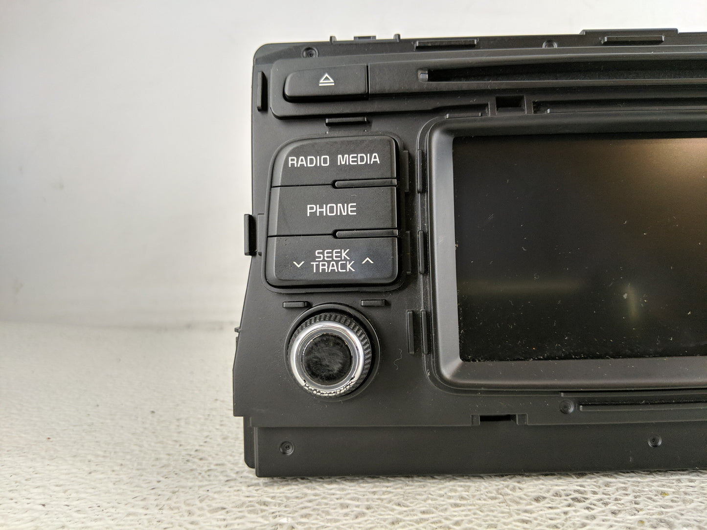 2016-2018 Kia Optima Radio AM FM Cd Player Receiver Replacement Fits Fits 2016 2017 2018 OEM Used Auto Parts - Oemusedautopa